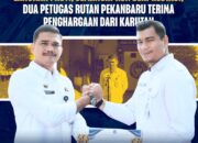 Langkah Pasti, Semangat ASN Berprestasi, Dua Petugas Rutan Pekanbaru Terima Penghargaan dari Karutan