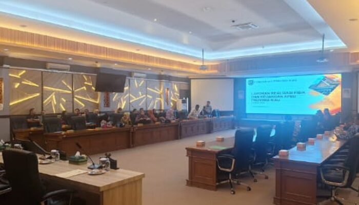 Plt Gubernur Riau SF Hariyanto Langsung Tancap Gas, Pimpin Evaluasi APBD Pagi Ini