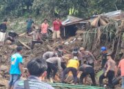 Respons Cepat Brimob Polda Riau : Dua Korban Banjir Ditemukan di Agam