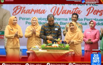 HUT DWP Ke-26 Tingkat Kabupaten Rokan Hulu : Yeni Dwi Putri Tekankan Peran Strategis Perempuan Menuju Indonesia Emas 2045