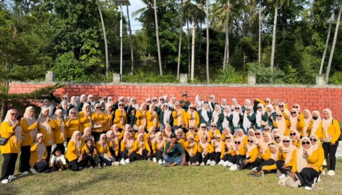 Muhtar Rahim Gelar Family Gathering Puskesmas Pulubala: Bangun Solidaritas Pelayanan Kesehatan Masyarakat