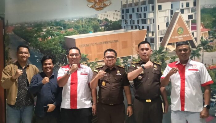 Pemuda Lira Riau Audensi dengan KEJATI RIAU,siap Bersinergi Memberantas Korupsi di Riau