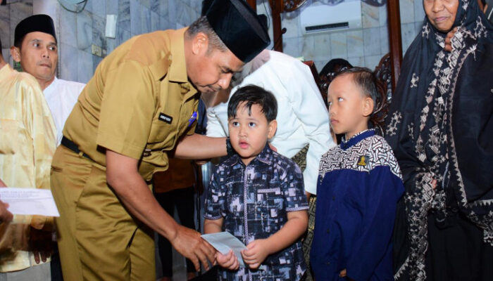 Safari Ramadhan Pemkab Kampar Berlanjut di Sungai Tonang, Bupati Yuzar Perkuat Silaturahmi dengan Masyarakat