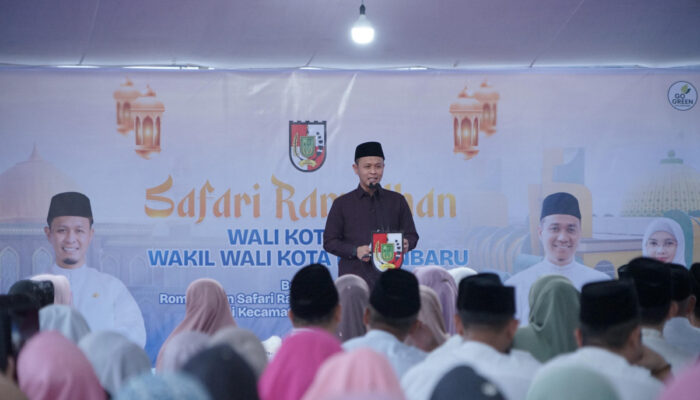 Safari Ramadan di Rumbai Barat, Wali Kota Ajak Pejabat dan Warga Makmurkan Masjid Al Kastoeri