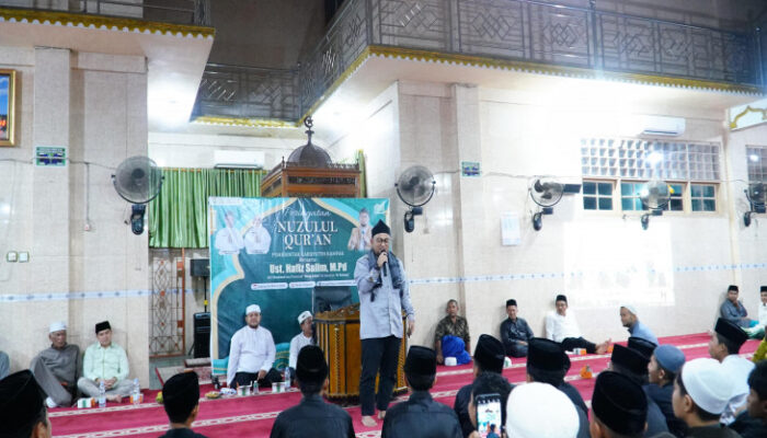 Tabligh Akbar Nuzulul Qur’an di Kuok, Wabup Kampar Sambut Kehadiran Da’i Nasional Ustadz Hafiz Salim.