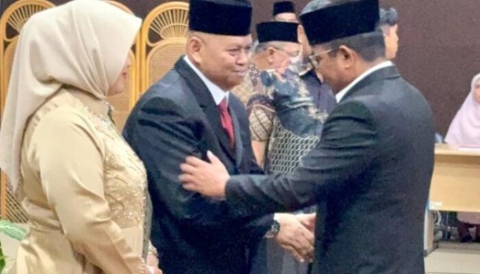 Bupati Zukri Lantik Denny Gunawan sebagai Dirut Perumda Tuah Sekata 2026–2031