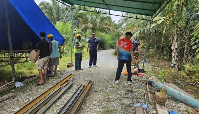 Progres Pembangunan Jembatan Desa Pulau Jambu Capai 5%, Kapolres Kampar Pantau Langsung Hari Ke-5   