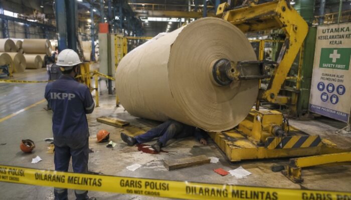 Maut di Balik Mesin Raksasa: Nyawa Karyawan Melayang di PT Indah Kiat Perawang, Sistem Error atau Kelalaian?