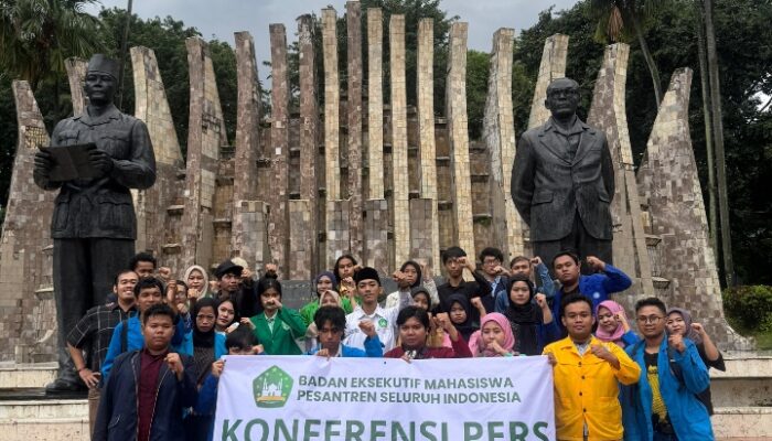 Diduga Ajakan Makar, BEM Pesantren Seluruh Indonesia Meminta POLRI Periksa Prof Saiful Mujani