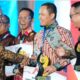 Berhasil Tekan Kemiskinan dan Stunting, WaliKota Agung Terima Penghargaan