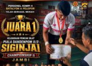 Personel Brimob Polda Jambi Juara 1 Kejuaraan Pencak Silat Piala Dandenpom II/2 SIGINJAI Championship II Jambi