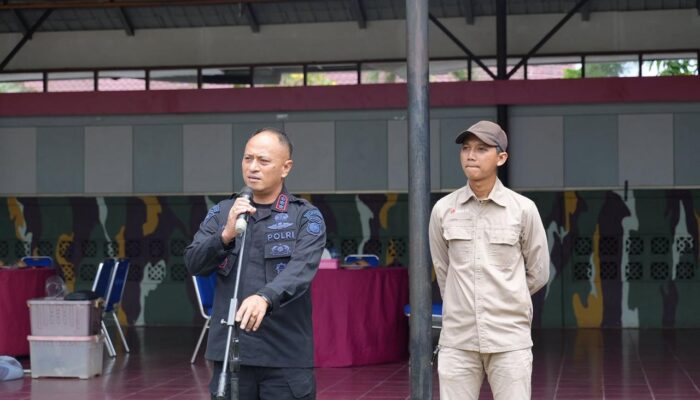 Tingkatkan Respons Cepat di Lapangan, Brimob Riau Gelar Latihan Khusus Hewan Berbisa