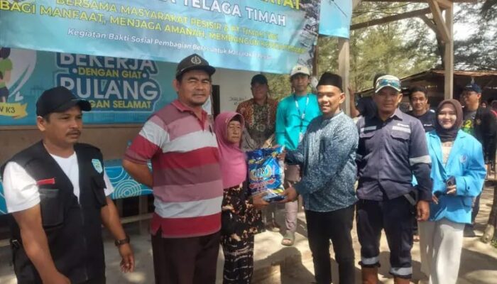 PT Timah dan Mitra CV BTT Berbagi 130 Karung Beras Untuk Warga