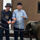 Kepedulian Antar Sesama, Kejati Jambi Berbagi Daging Kurban Sapi Ke Ponpes Dan Masyarakat