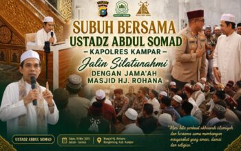 Subuh Bersama Ustadz Abdul Somad – Kapolres Kampar Jalin Silaturahmi Dengan Jamaah Masjid Hj. Rohana