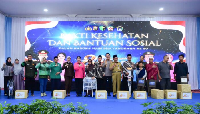 Dalam Rangka Hari Bhayangkara ke-80, Polda Jambi Gelar Bakti Kesehatan dan Bakti Sosial untuk Masyarakat
