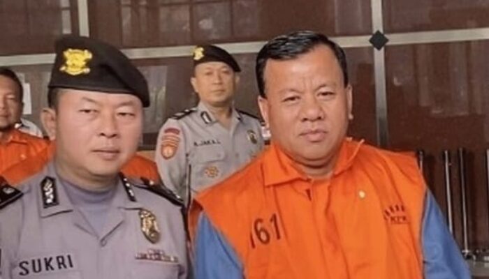 RESMI: KPK TAHAN BUPATI KUANTAN SINGINGI SUHARDIMAN AMBY, SEKDA DAN DIREKTUR UTAMA PT MIC