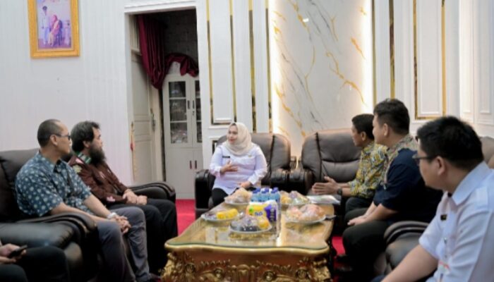 Terima Audiensi PHR, Bupati Kasmarni Dorong Peningkatan Peran Tenaga Kerja Lokal dan Program Pemberdayaan Masyarakat