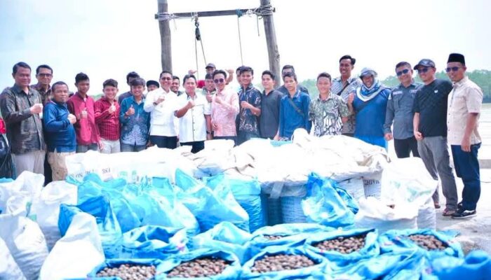 Wabup Jhony Charles Sambut Kunjungan Sekretaris Menteri Koprasi Dikawasan Perikanan Terpadu Bagansiapi-api