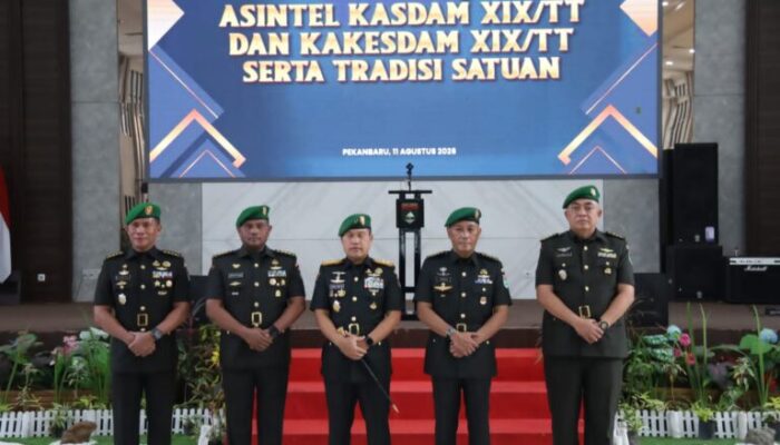 Kodam XIX Tuanku Tambusai Gelar Sertijab Asintel dan Kakesdam, Tradisi Satuan Berlangsung Khidmat