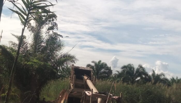 Puluhan PETI Beroperasi 200 Meter dari Kantor Bupati Sijunjung, Diduga Sudah (Dikondisikan) Sehingga Aparat Tutup Mata