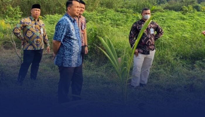 Lapas Narkotika Rumbai Bersihkan Kebun Durian, Siapkan Kawasan Agrowisata Produktif