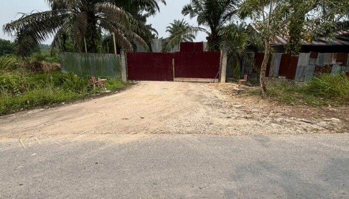 Gudang BBM Diduga Ilegal Skala Besar di Nelayan Ujung Rumbai Disorot, Aktivitas Tangki Keluar-Masuk