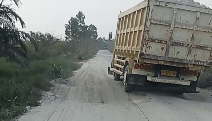 Tambang Sirtu Diduga Tanpa Izin Kembali Beroperasi di Jalan Bupati, Warga Pertanyakan Respons Polsek Tambang