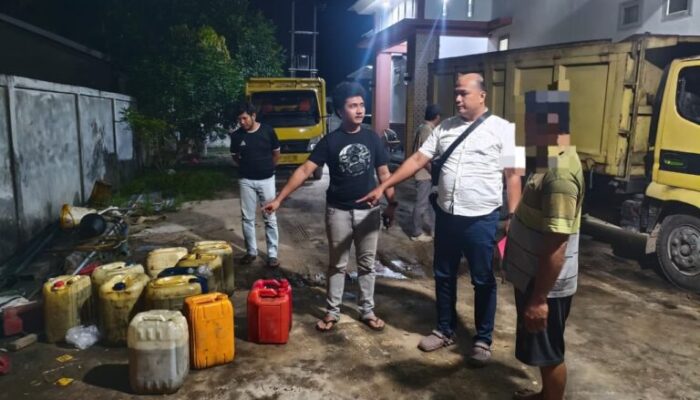 Berkat Informasi Masyarakat, Sat Reskrim Polres Kampar Ungkap Penyimpanan Ilegal Solar Subsidi di Tapung