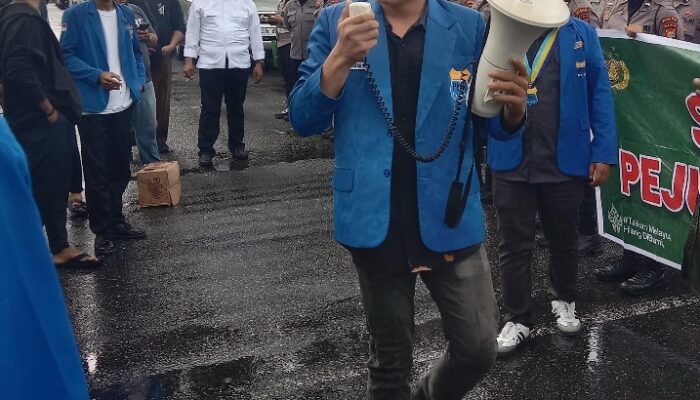 KABUT ASAP KEMBALI SELIMUTI PEKANBARU, PC PMII DESAK PEMERINTAH PERKUAT LANGKAH KONKRET DAN PENANGANAN SUMBER ASAP